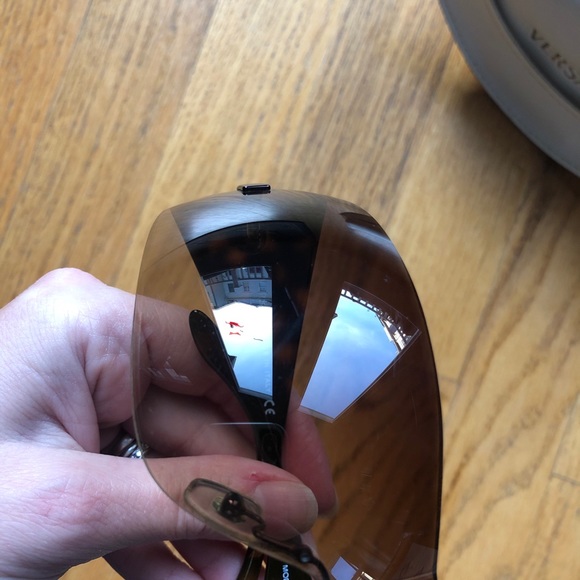 Versace Tortoise Shell Sunglasses 2054 - Picture 8 of 8